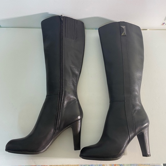 NEW IN BOX Alfani Skylarr Brown Leather Boots, 7.5 - Picture 12 of 12